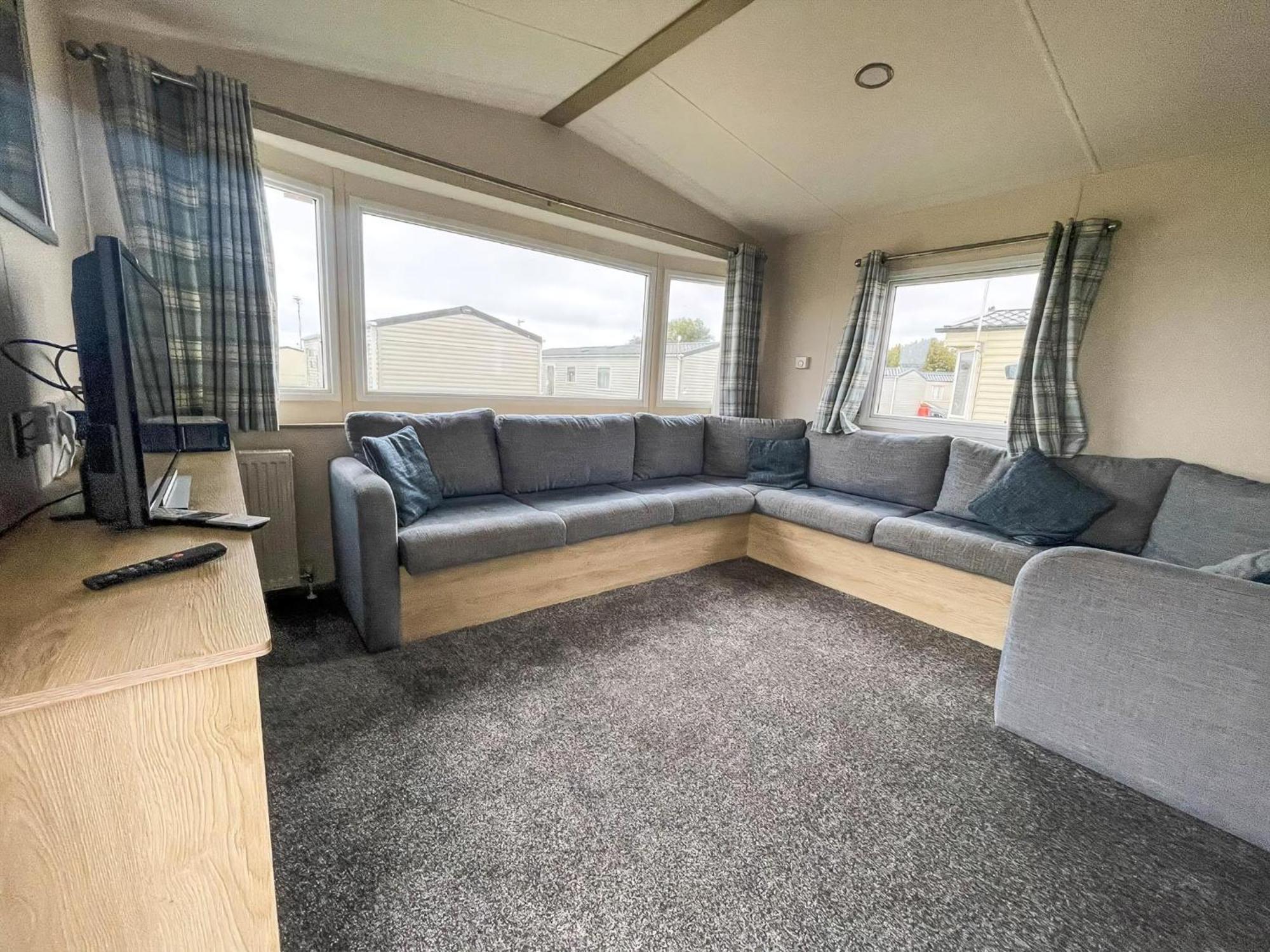 Lovely 8 Berth Caravan With Free Wifi At Broadland Sands, Suffolk Ref 20135Bs Ξενοδοχείο Hopton on Sea Εξωτερικό φωτογραφία